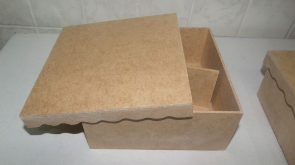 PORTA-JÓIAS 17/17 cm