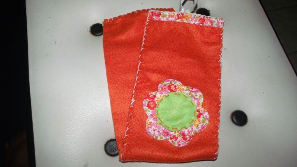 PORTA-PAPEL HIGIÊNICO